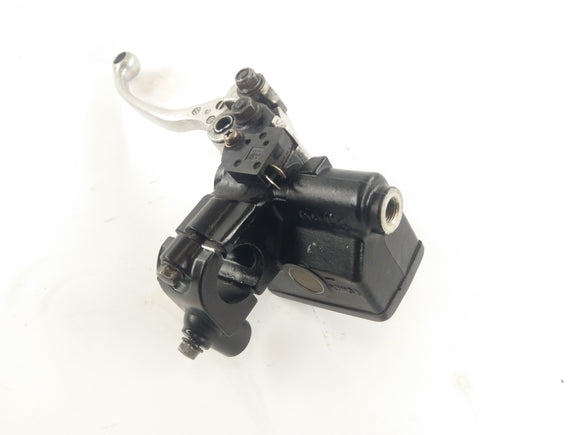 Suzuki GSF 1200 S GV75A [1998] - brzdové čerpadlo na přední brzdové páce brzdového čerpadla v přední části ruky