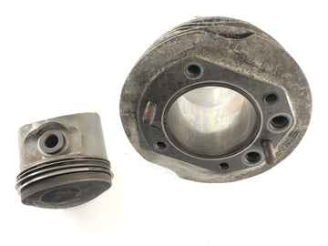 BMW R 75/6 [1974]  - 右边有活塞的气缸