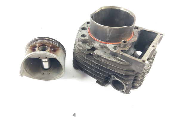 Yamaha XV 750 5G5 [1981] - Cylindre avec piston