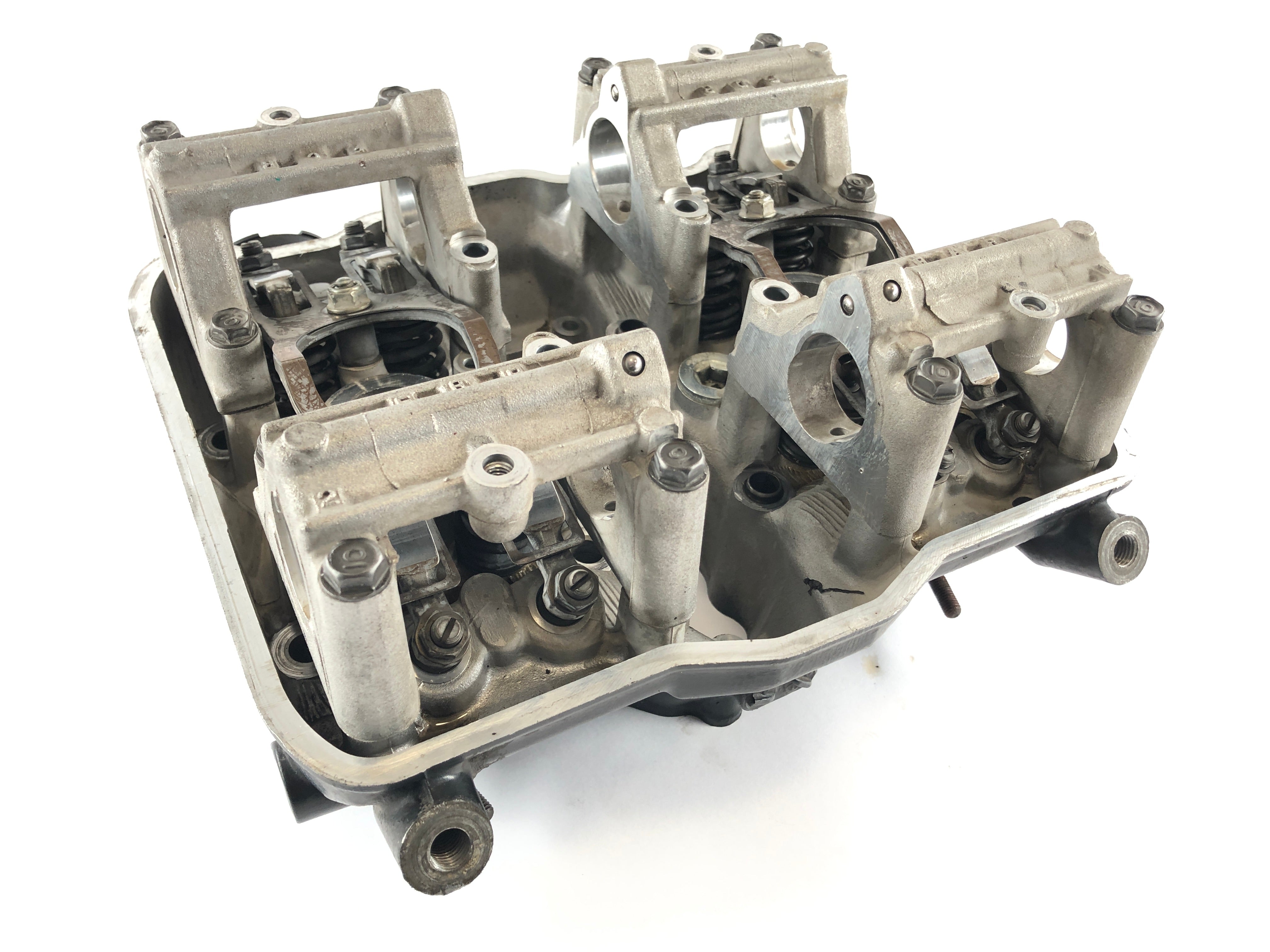 Honda VFR 750 F RC24 [1988] - Cylinder head