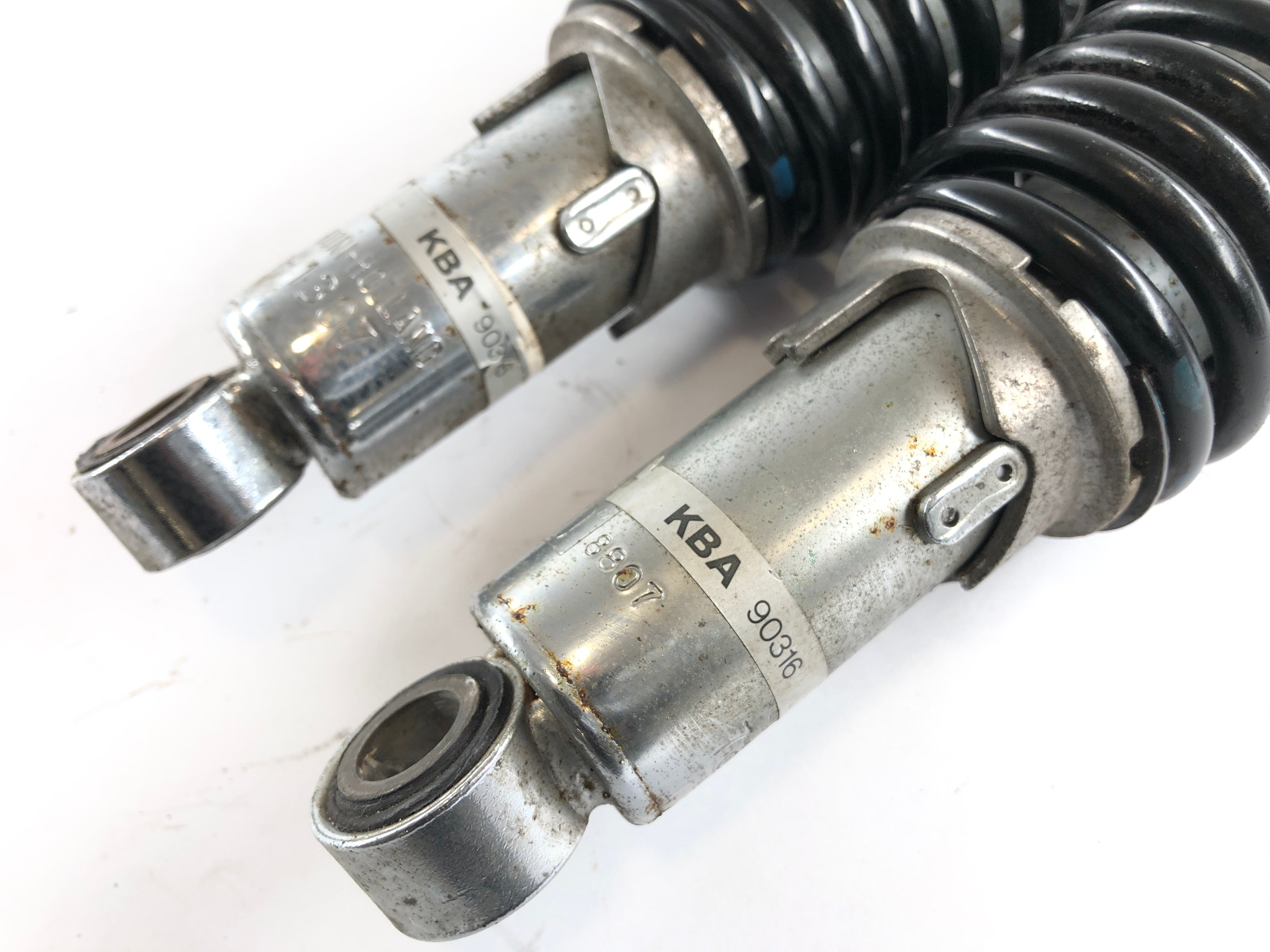 Suzuki GT 250 X7 [1978] - Shock Absorber Strut Set