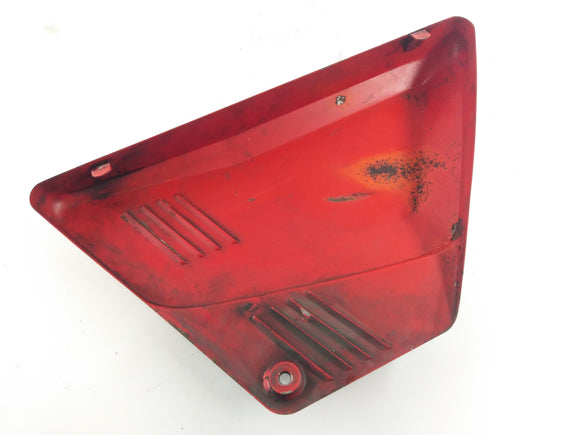 Benelli 504 Sport [1979]  - 右侧的侧面盖