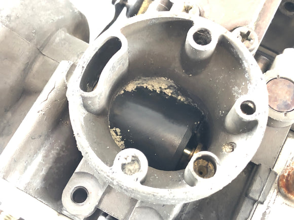 YAMAHA V -MAX 1200 2LT [1994] - Carburateurbatterij moet worden gereviseerd.