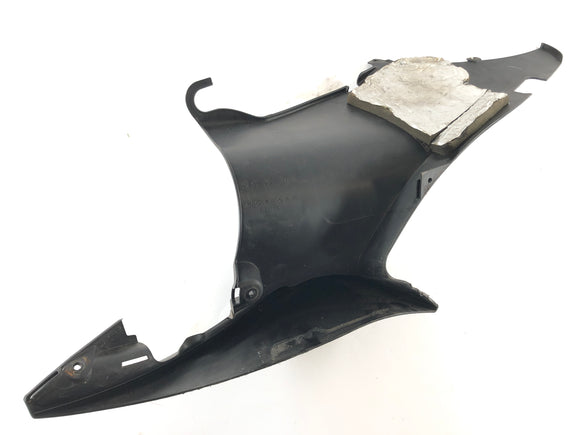 Kan på Spyder SM5 [2009] - beklædning af nedre sideklædning til højre