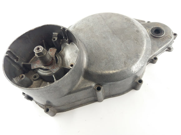 Suzuki GT 550 [1978] - víko motoru pro spojování víka