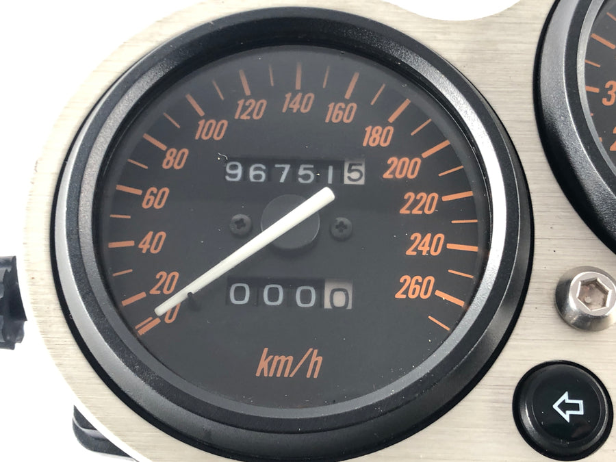 Kawasaki ZRX 1200 S ZRT20A [2003] – piloodikabiini spidomeetri liitmikud