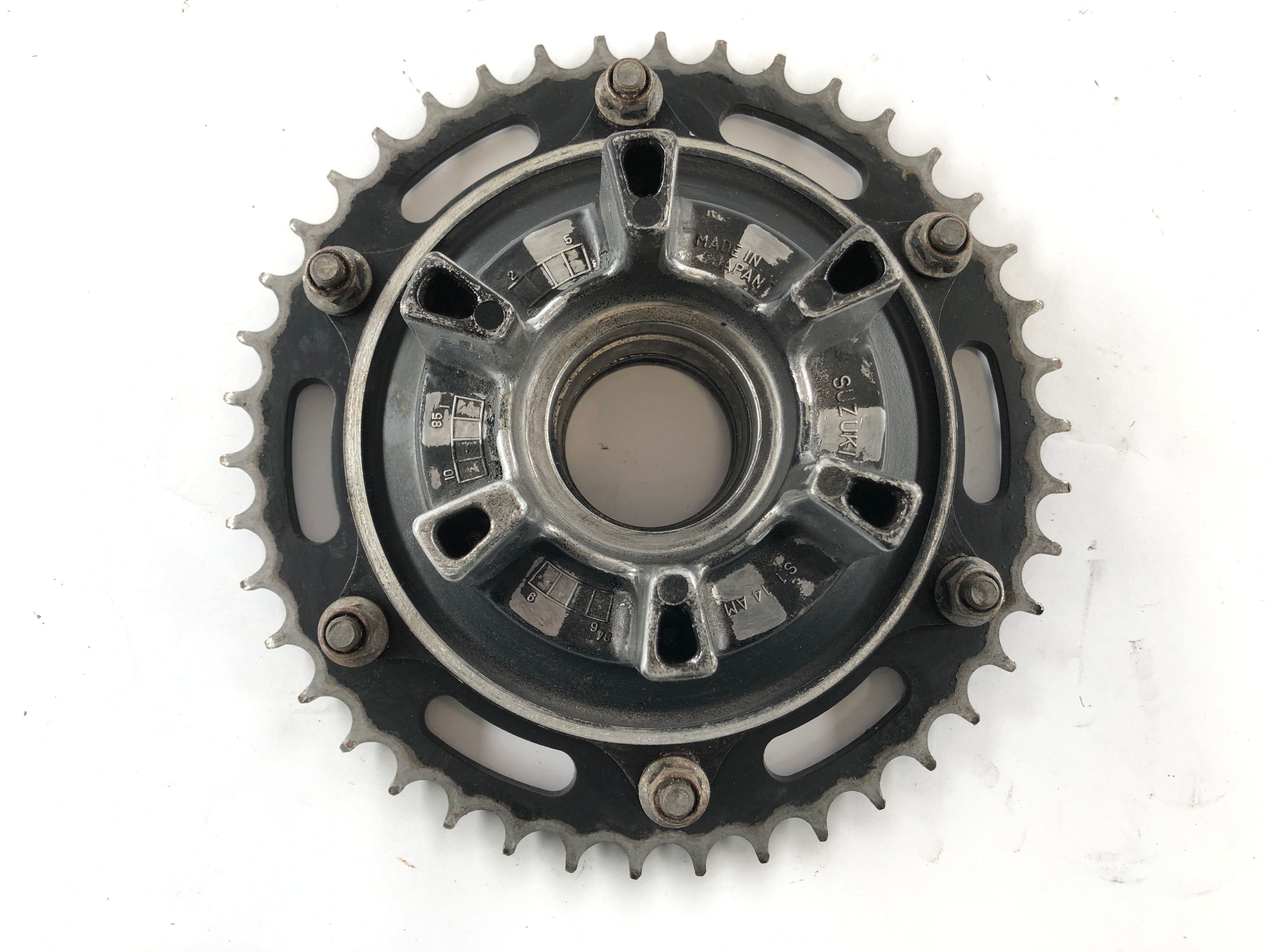 Suzuki DR 600 SN41A [1986] - Sprocket 