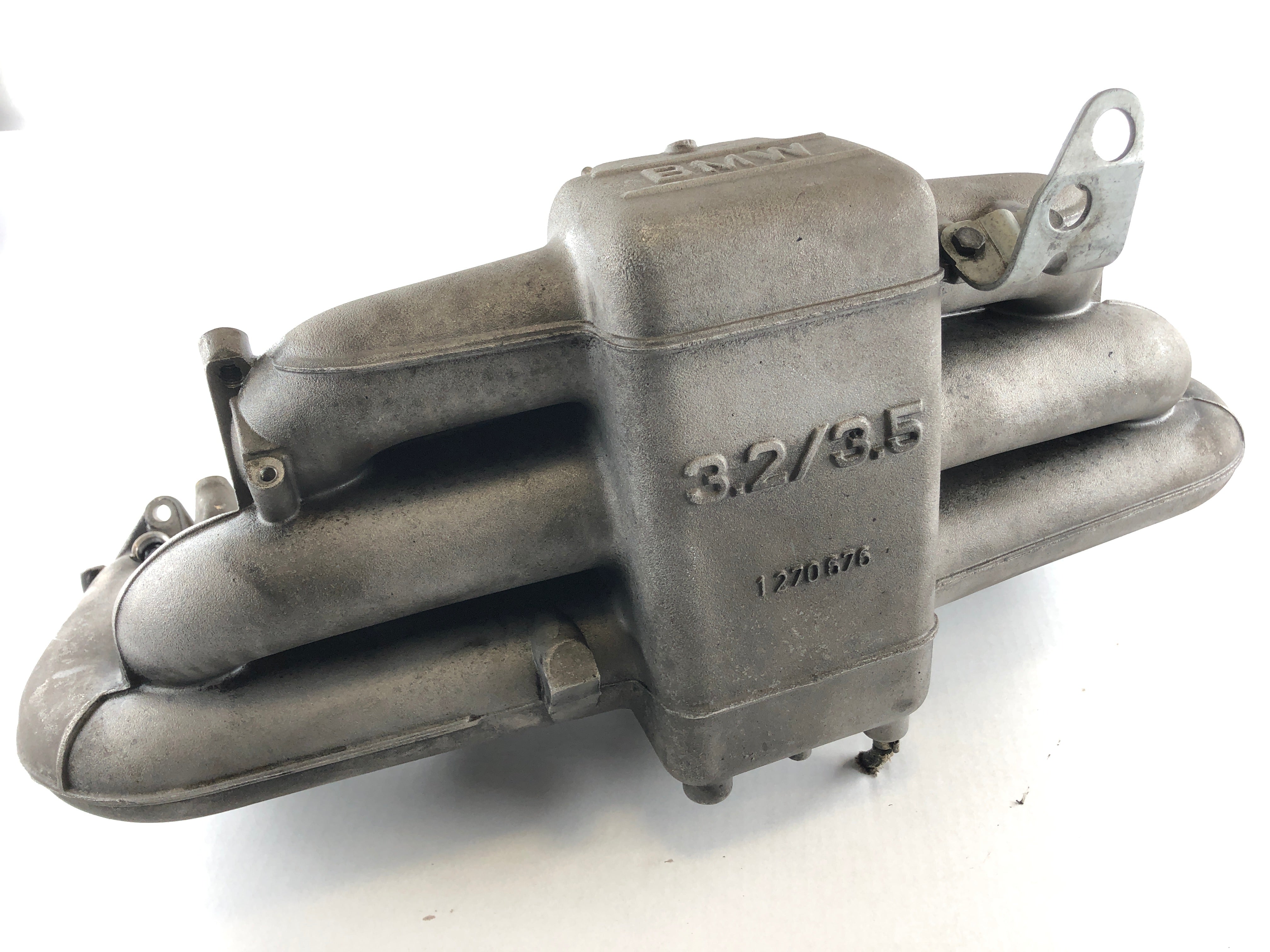 BMW M 535i E28 [1986] - intake manifold