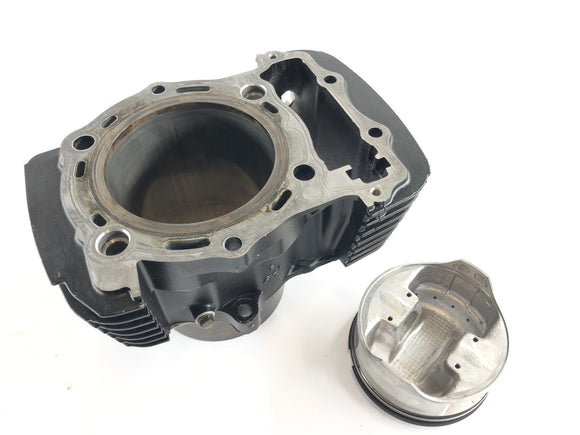 Kawasaki VN 1500 Classic VNT50D [2000] - Cylinder z przednim cylindrem z tłokami z tłokami