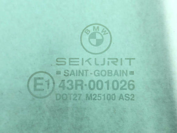 BMW M 535i E28 [1986] - sidofönster på baksidan till höger