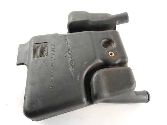 Ducati 888 Strada [1993] - Expansion tank engine housing ventilation