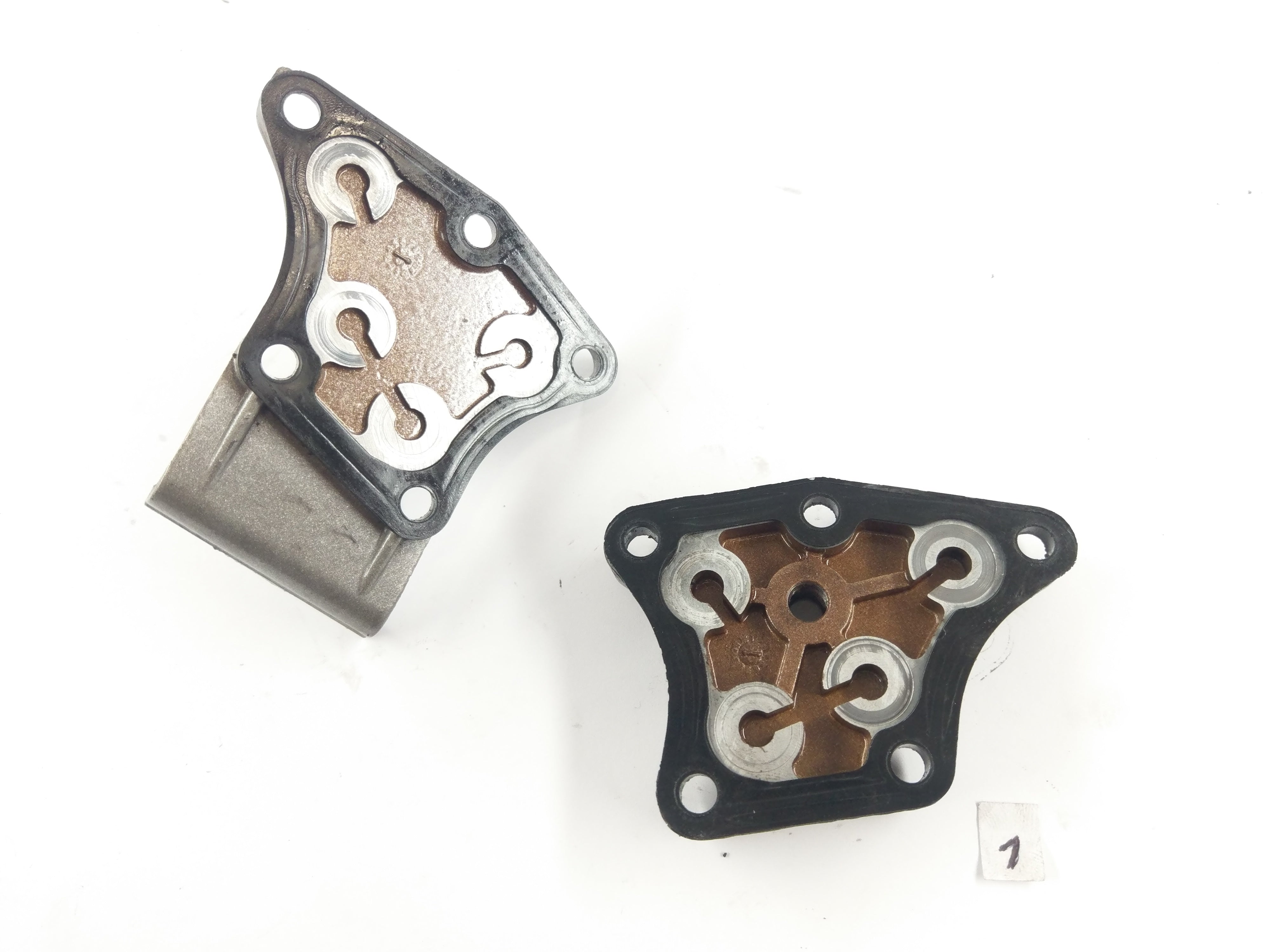 Ducati Monster S4R [2003] - rocker arm shaft cover pair - 0