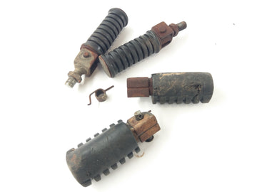 ヤマハDT 175 2K4 [1979]  - フットレストセットドライバーのフットレスト