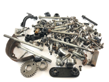 Husqvarna vitpilen 401 [2021] - śruby i części resztkowe są zworne