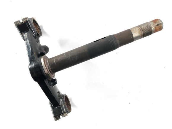 ヤマハXS 650タイプ447 [1975]  - 下のフォークブリッジ