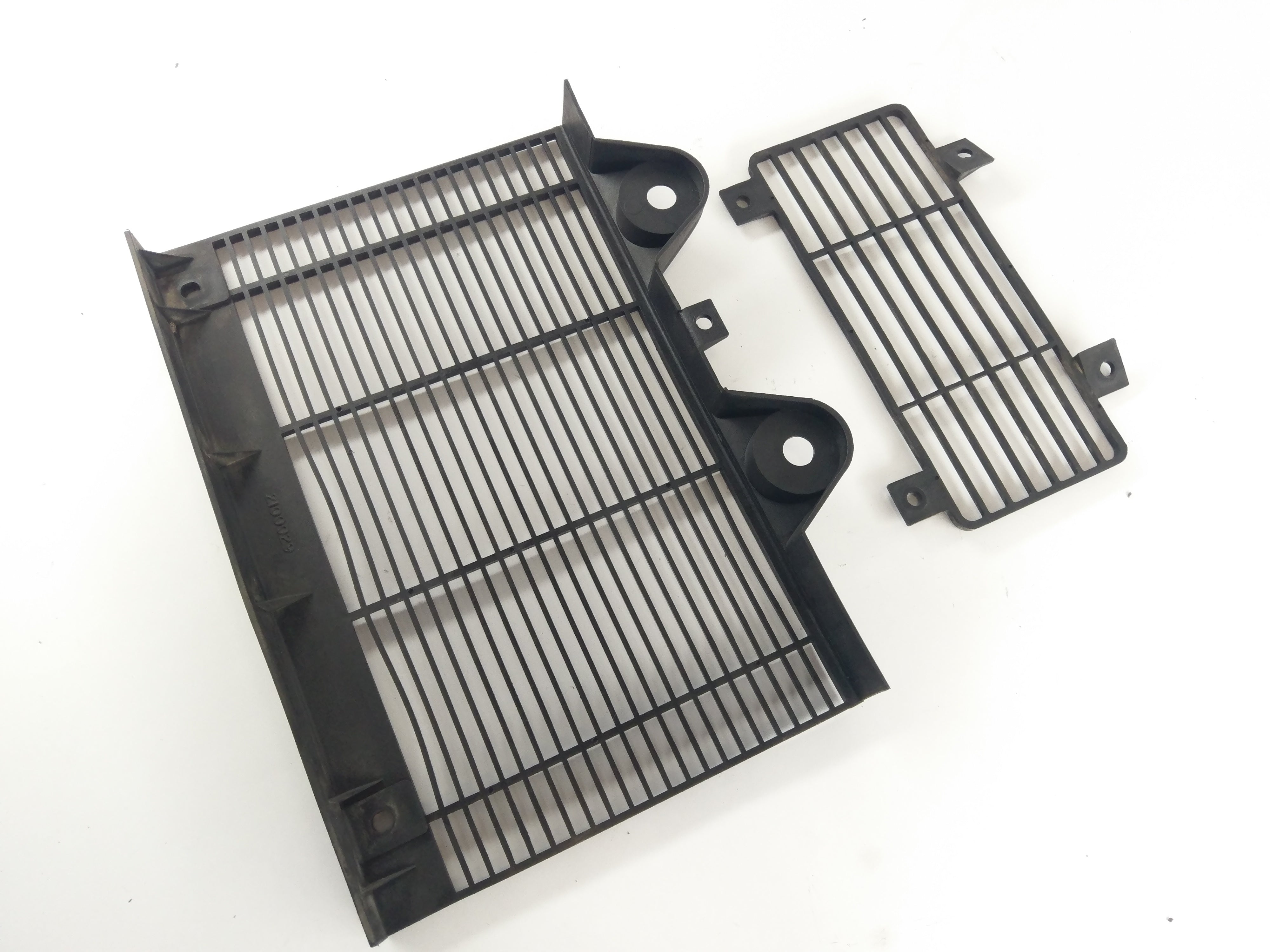 Triumph Trophy 1200 T300E [1996] - Radiator grille set oil cooler water cooler