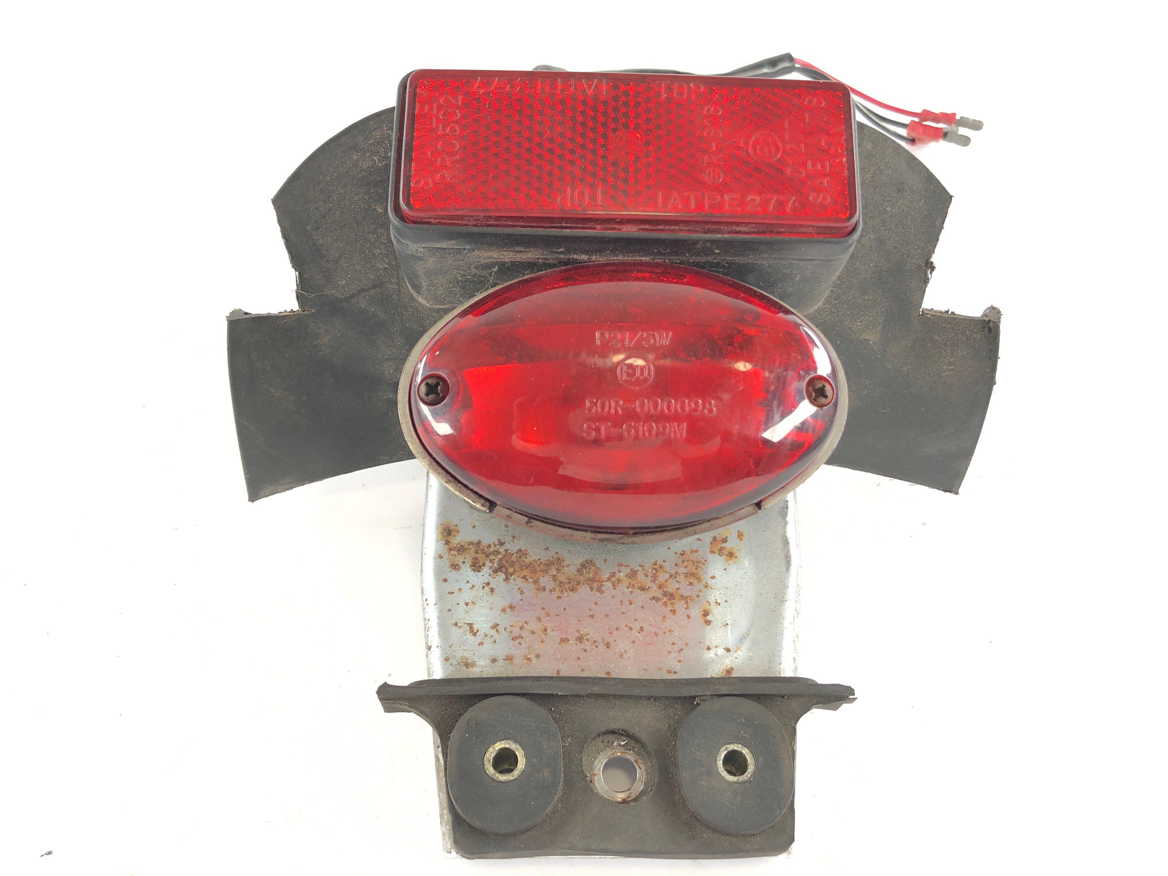 Suzuki VS 1400 VX51L [1992] - Rear light with reflector