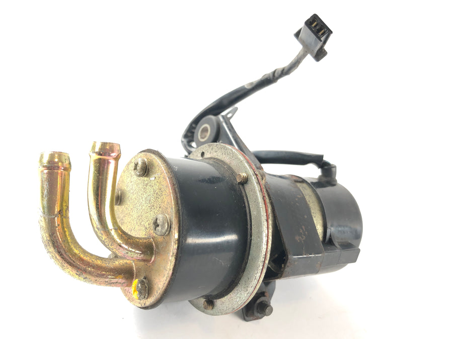 Yamaha YZF R6 RJ03 [2000] - Kütusepump