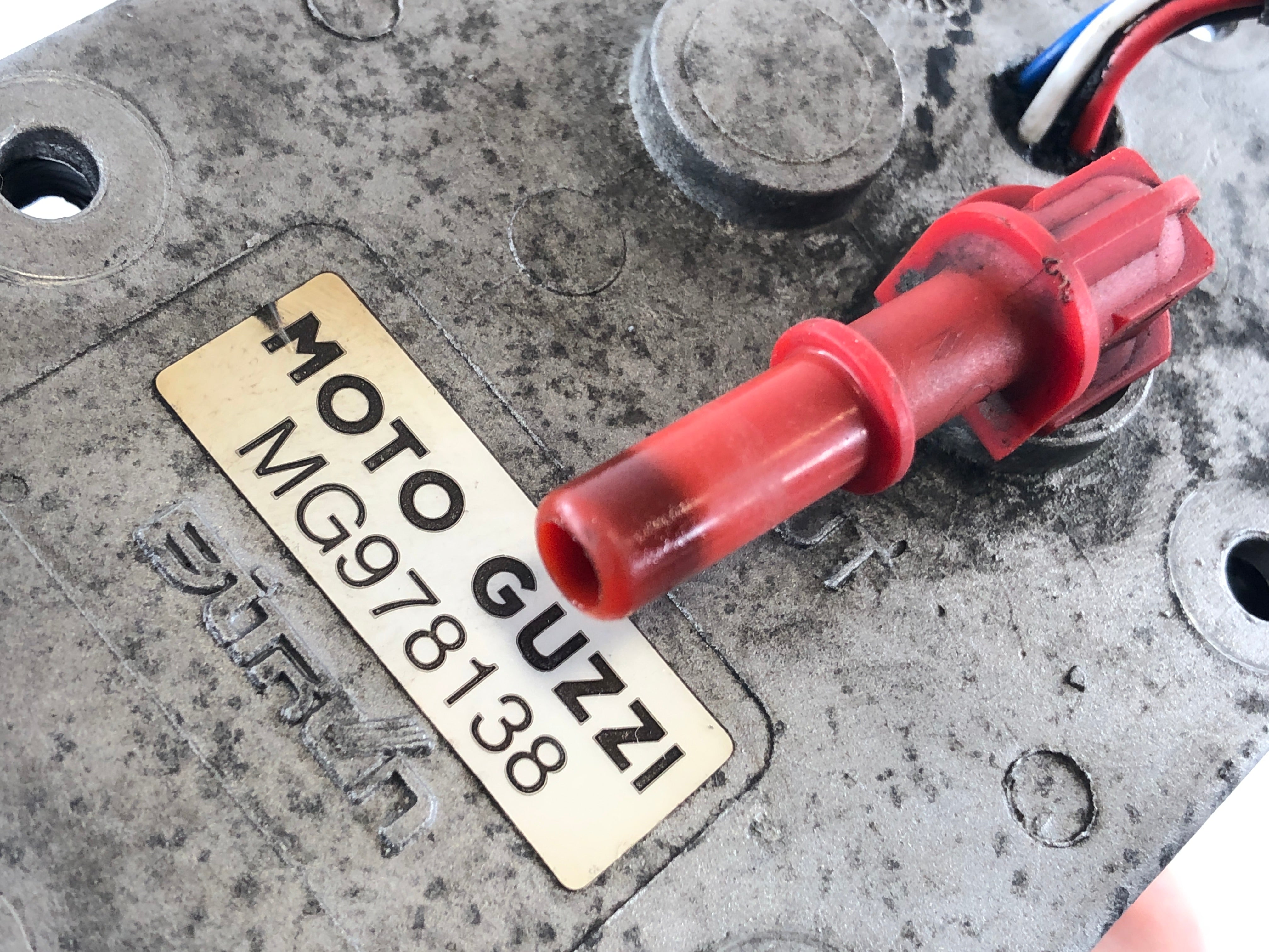 Moto Guzzi Stelvio 1200 8V [2011] - Fuel pump