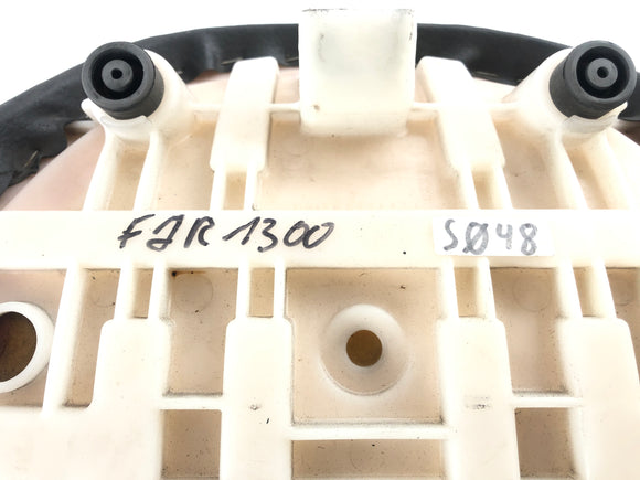 Yamaha FJR 1300 A RP11 [2005] - Sedadlo společnosti