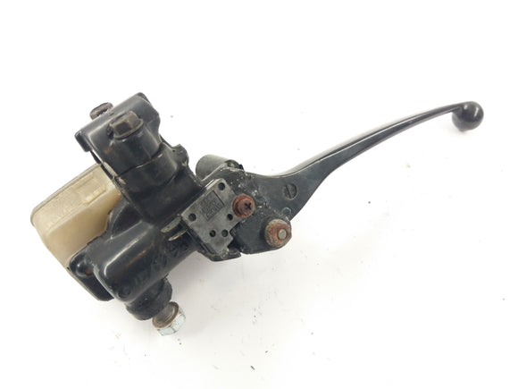 Honda CB 750 Boldor RC04 [1983]  - フロントブレーキレバーのブレーキポンプ