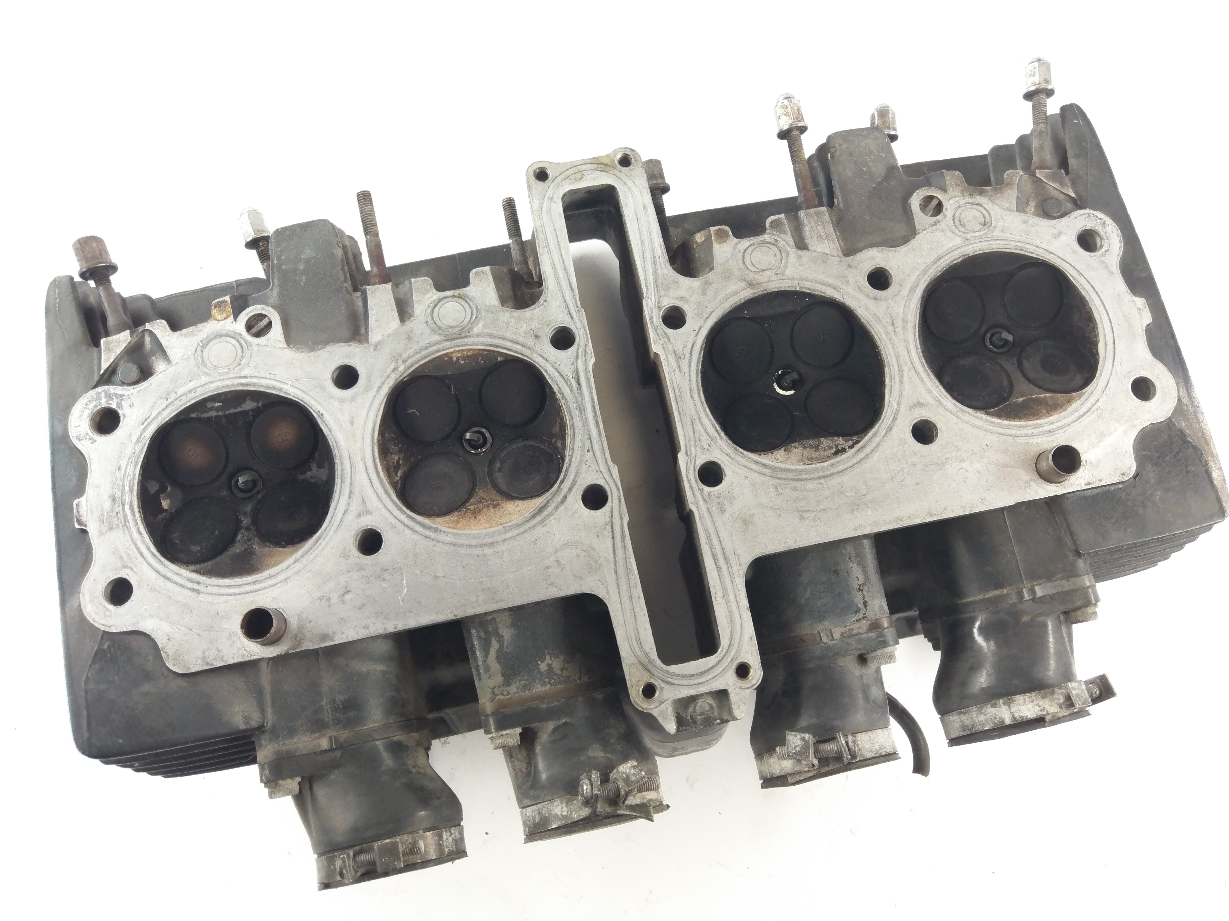 Honda CBX 750 F RC17 [1985] - Cylinder head