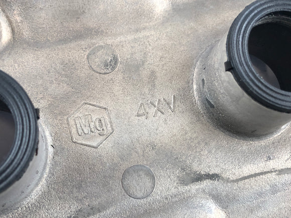 Yamaha YZF R1 RN04 [2000] - Ventillokk