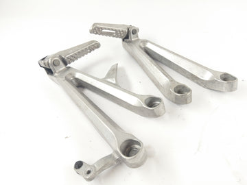 Honda CBR 1000 RR SC57 [2004] - Fußraste und Halter Sozius - 0