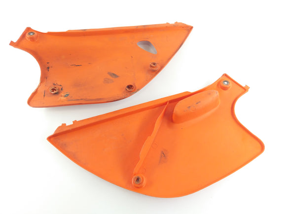 KTM 640 Adventure LC4 [1998] - Side Cladding Right and Links