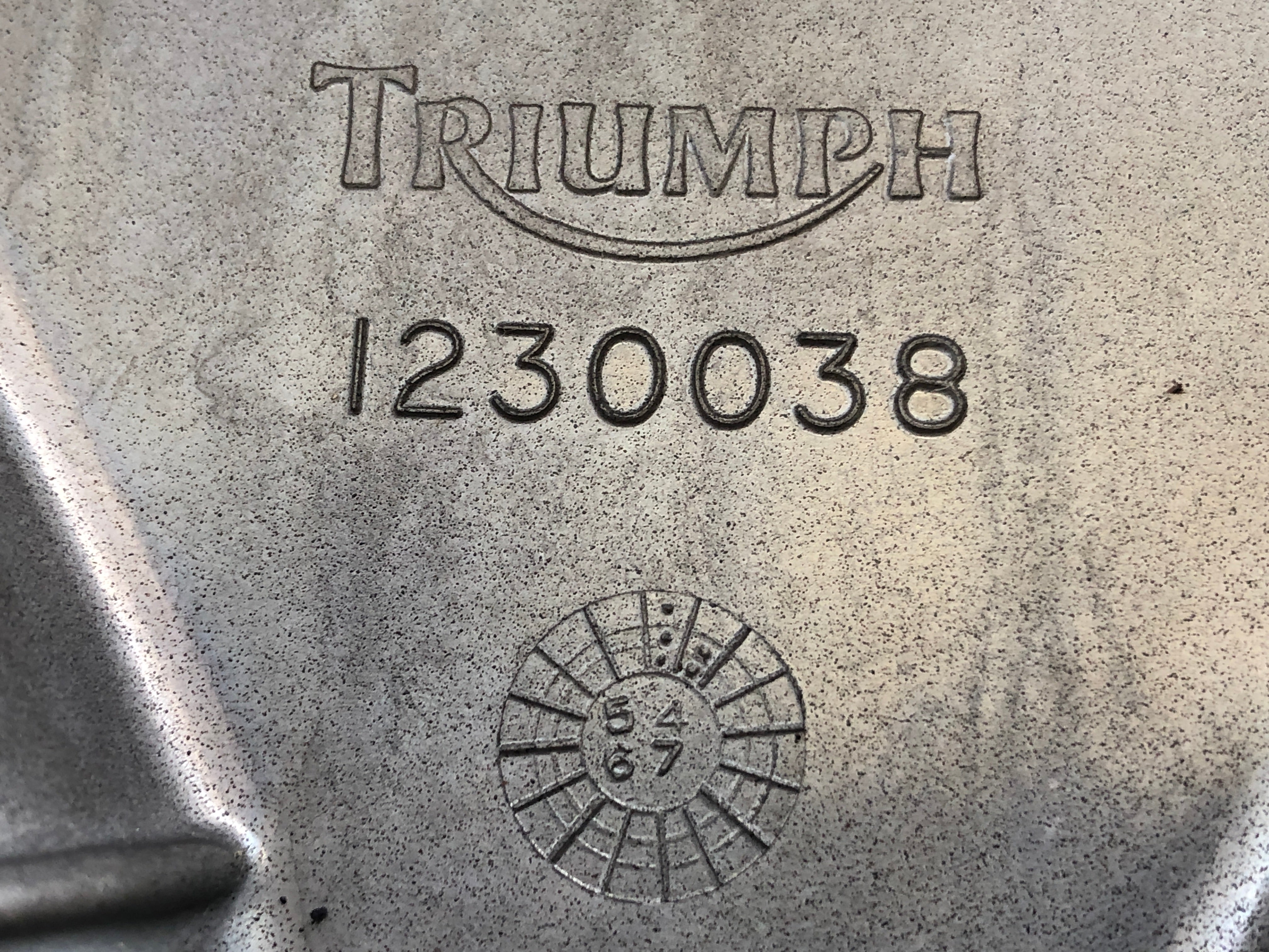 Triumph Tiger 900 T400 [1998] - Oil pan