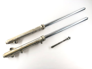 スズキdr 600 SN41A [1986]  - 軸付きガベルテレガベル