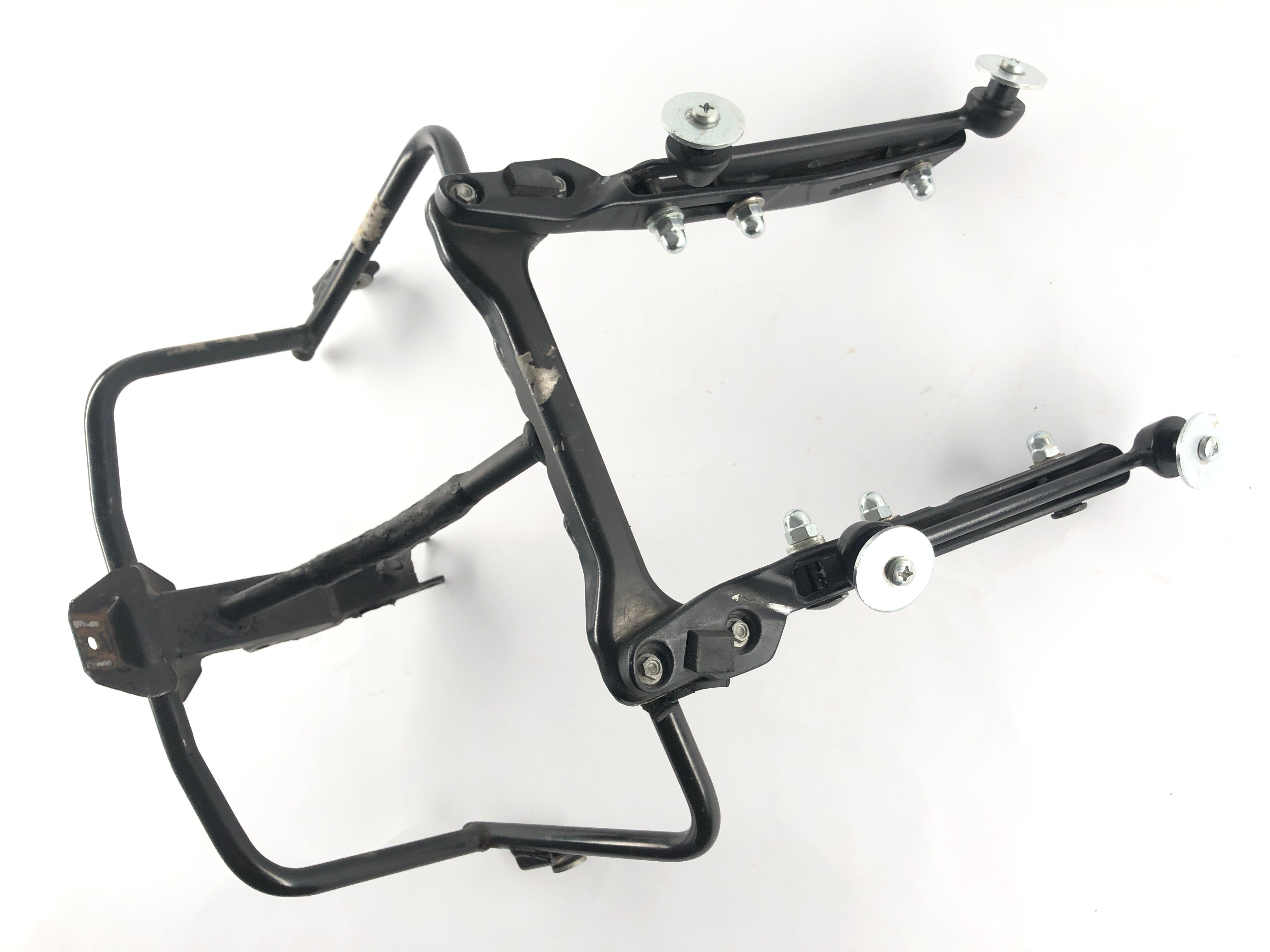 Moto Guzzi Norge 1200 LP [2006] - Front fairing bracket windshield