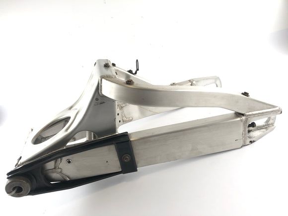 Yamaha YZF R6 RJ03 [2000] - Swingarm Rear swingarm