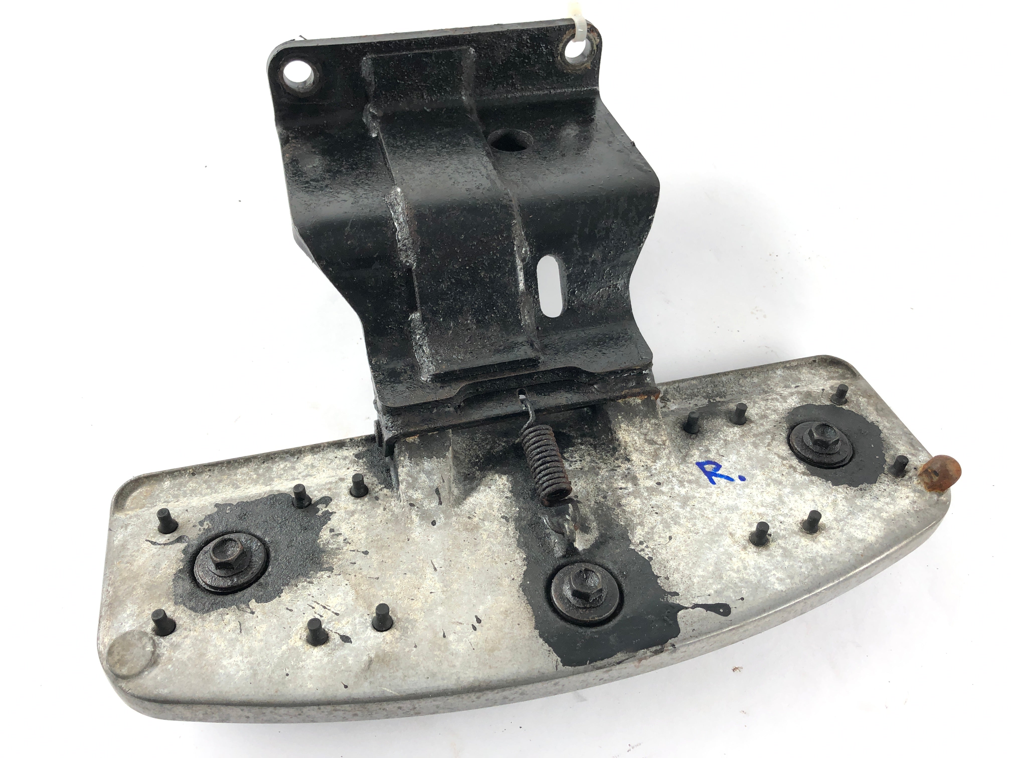 Suzuki intruder VL 1500 AL [2000] - Foreboard Footrest Right