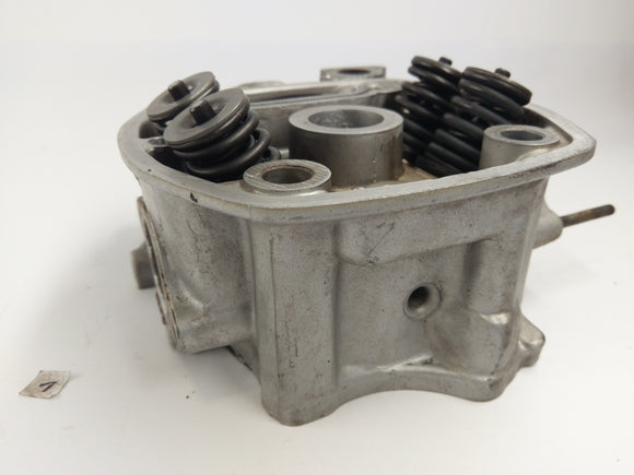 Honda CX 500 E PC06 [1982] - Hlava válce