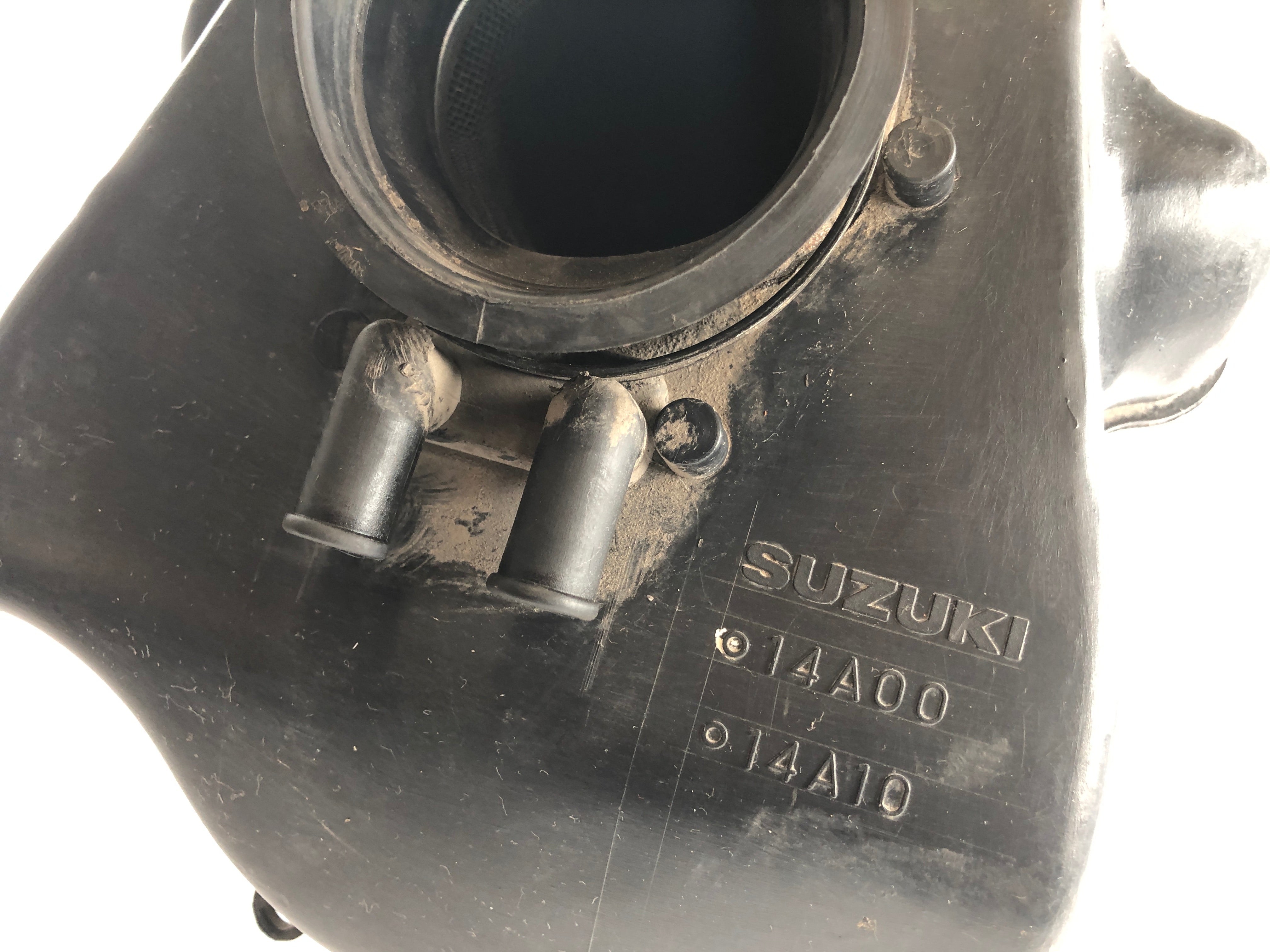 Suzuki DR 600 SN41A [1986] - Luftfilterkasten Airbox