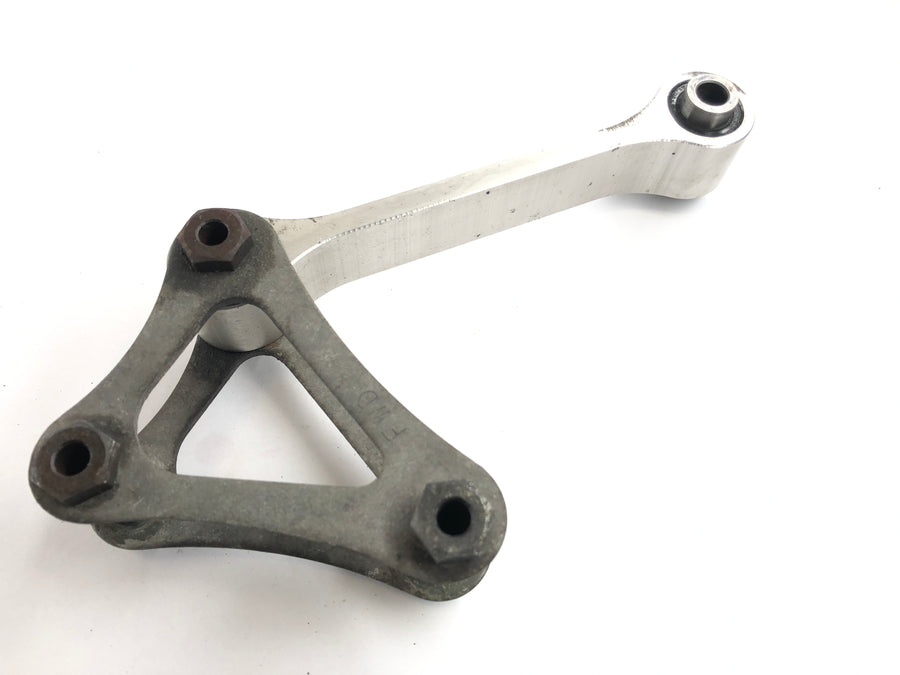 Yamaha YZF R6 RJ03 [2000]  - 字符串的定义