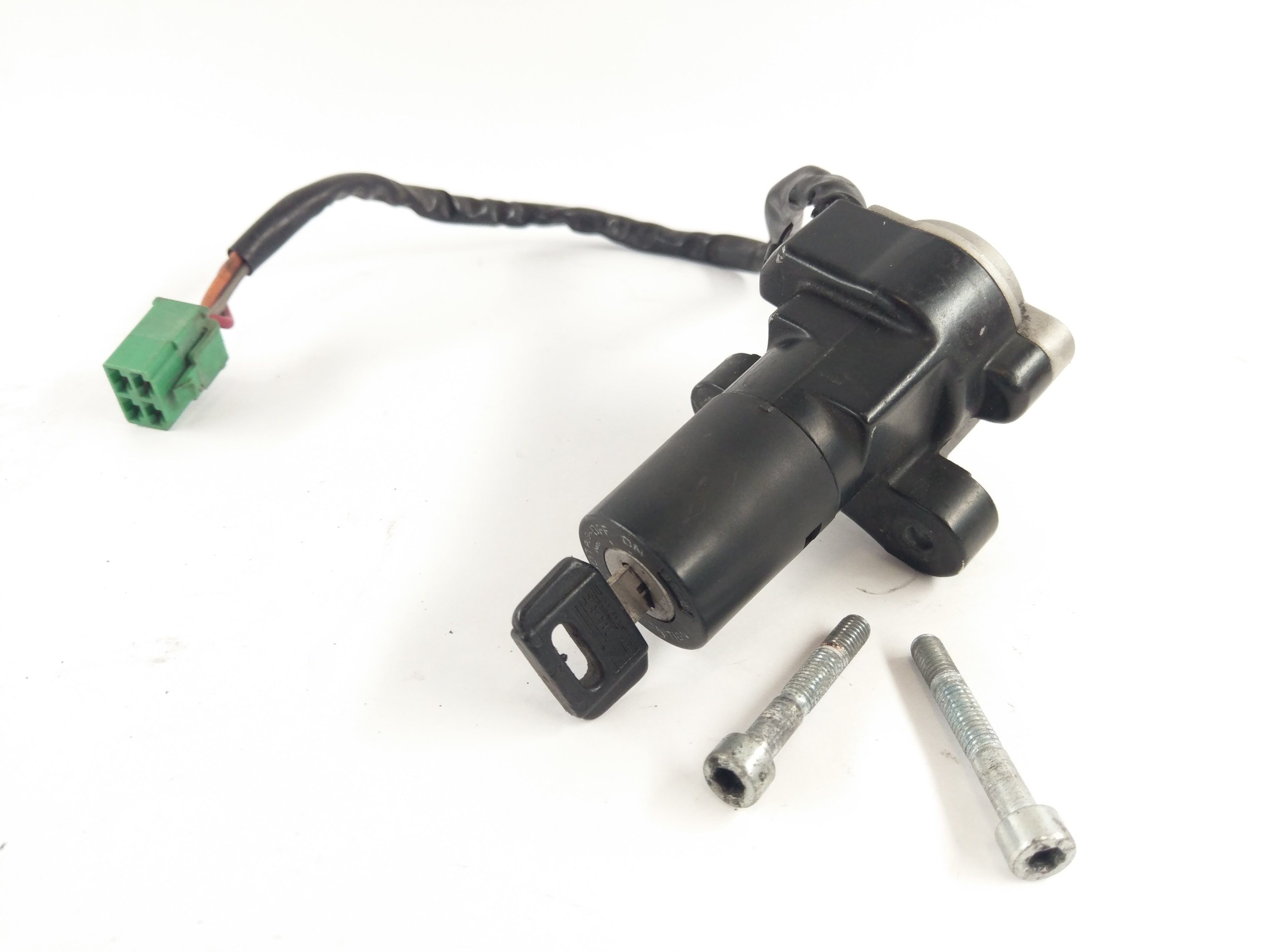 Suzuki GSXR 1100 GV73A [1992] - Ignition lock with key