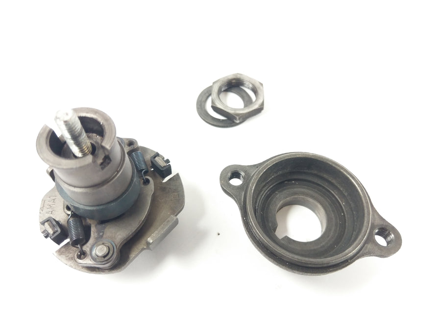 Honda CX 500 E PC06 [1982] - Centrifugal adjuster ignition adjuster