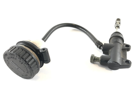 Moto Guzzi Stelvio 1200 8V [2011] - Brzdové čerpadlo za sebou