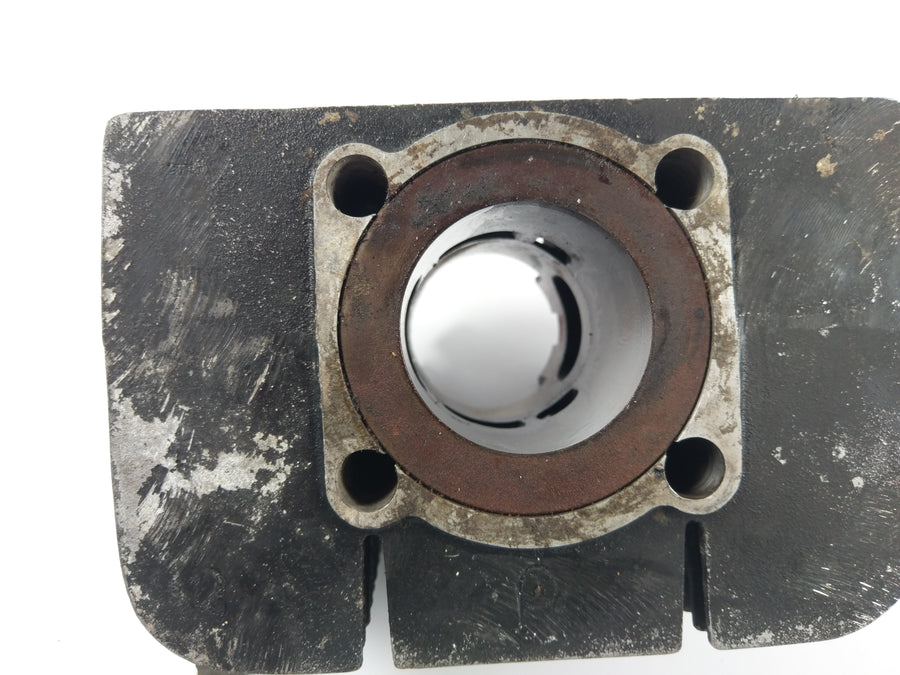 Yamaha RD 250 350 - Tipas 351 352 - Cilindras su stūmokliu