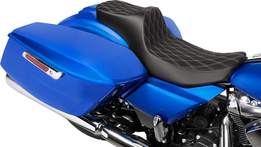 harley davidson touring [DRAG SPECIALTIES] – Predator III pidennetty istuin