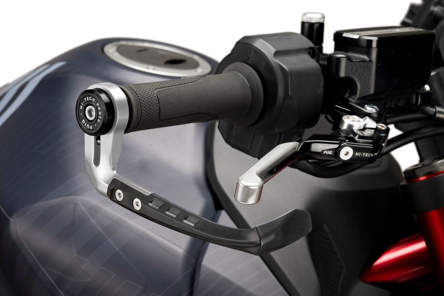 KTM RC 390 [2025] – Protección maneta de freno RAW – Plata