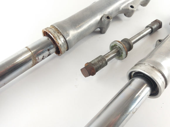 Suzuki GT 750 [1973] - Gabel Telegabel s osou