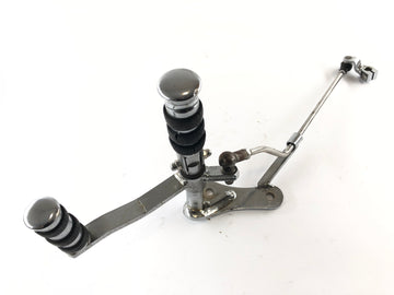 Yamaha XVS 650 Drag Star 4VR [1997] - Fotstøtte til venstre med girspak og kobling - 0