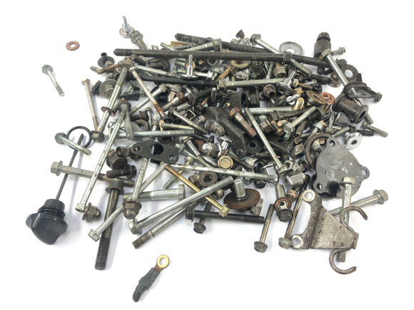 Honda CB 750 RC 42 [1996] - Skruer og restdeler er konvolidert