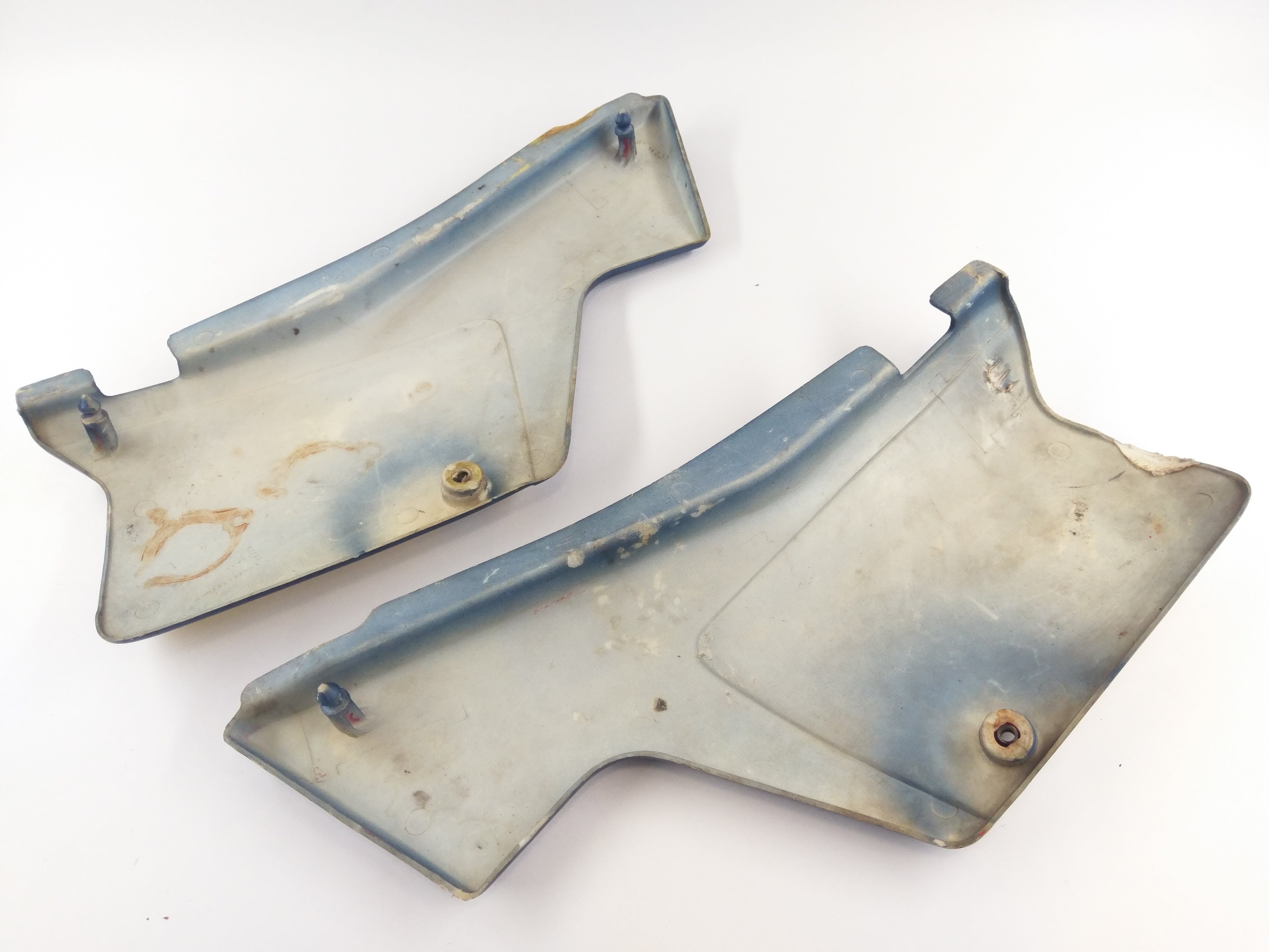 Honda XL 500 R PD02 [1983] - Side panels rear fairing right and left