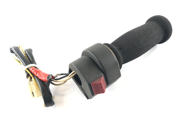 Cagiva Elefant 650 [1985] - Encaixes do guidão na alça do gás direito