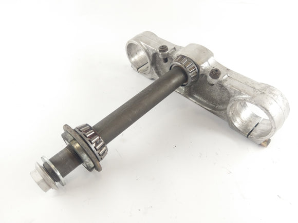 Ducati Monster 600 M600 [1994] - мост вилки ниже