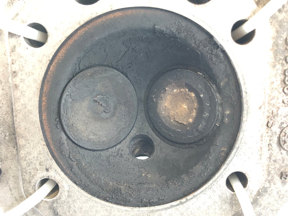 BMW R 100 RT [1979] - Cilinderkop aan de rechterkant